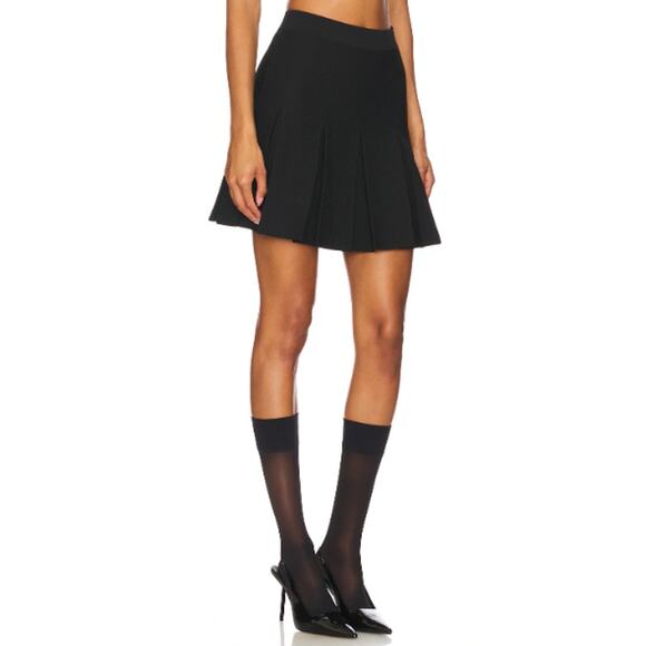 NEW Revolve ASTR The Label Denisa Pleated Skirt Size XL Mini Stretch Academia - Picture 1 of 13